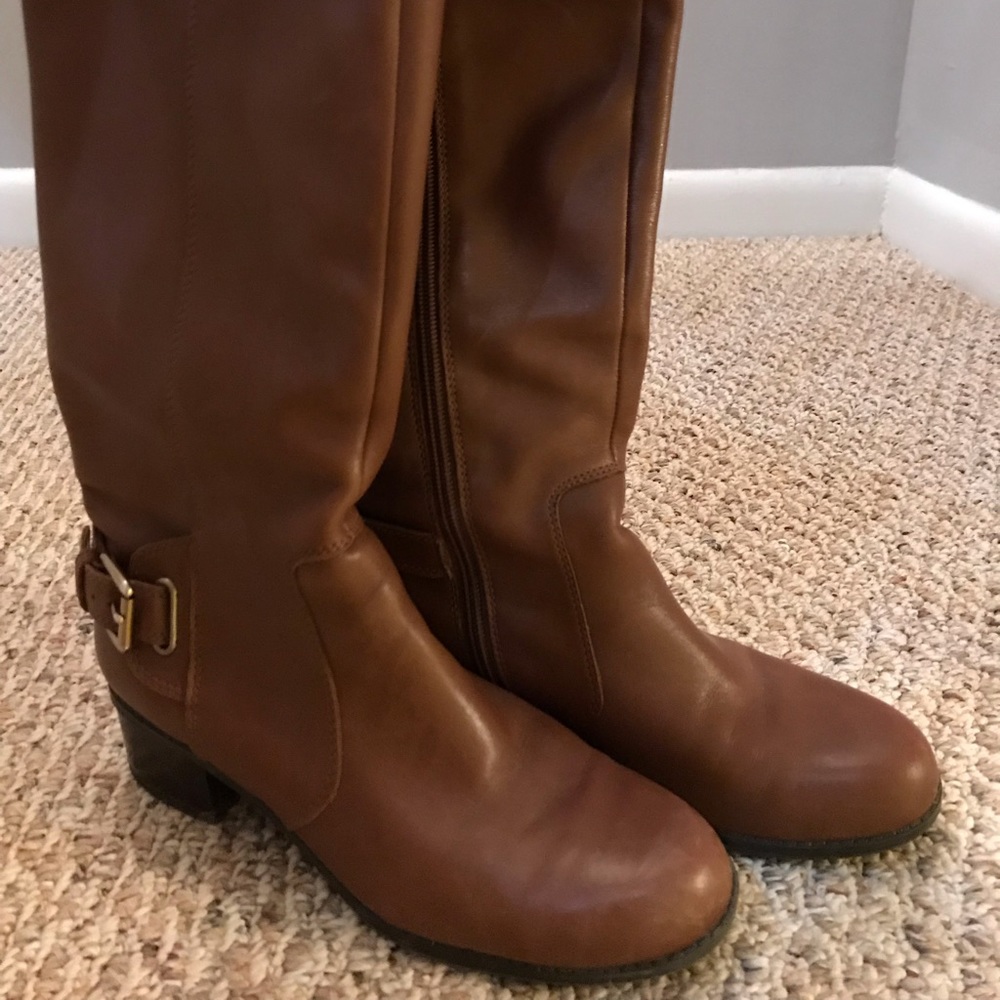 Bandolino boots